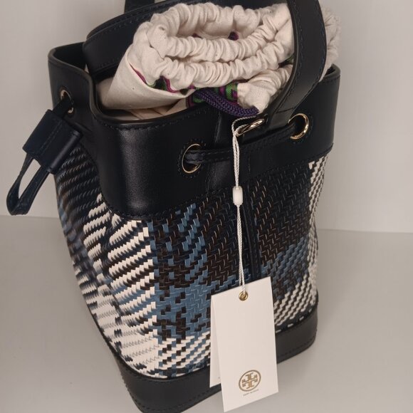 BRAND NEW TORY BURCH ROBINSON PLAID BUCKET BAG - Picture 2 of 10